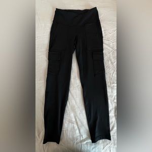 OLD NAVY powerpress cargo legging